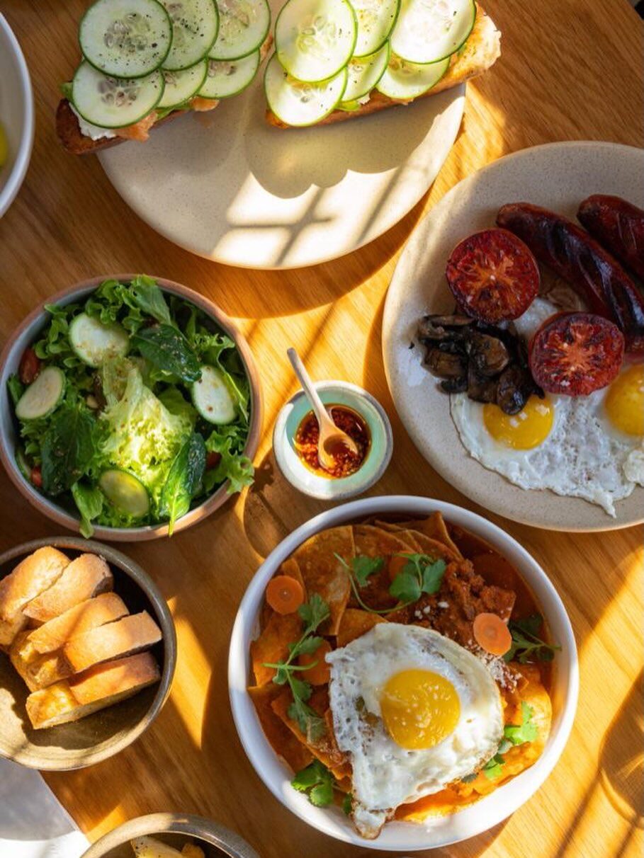 Mesa de desayuno servida en Cosecha Taller de Cocina